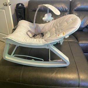 Vibrating rocking chair